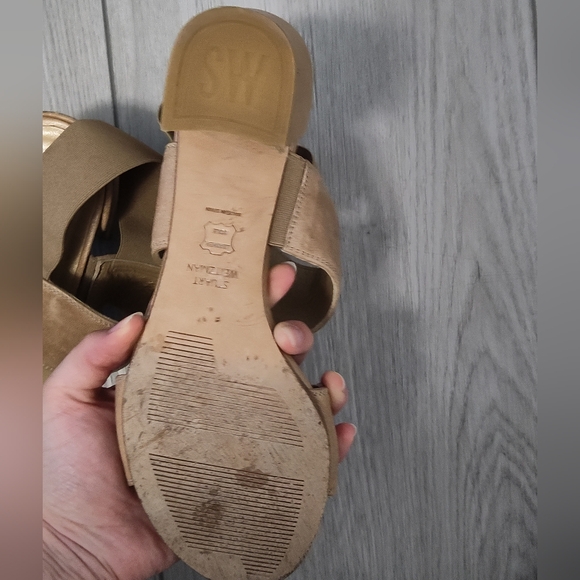 Stuart Weitzman Leather Heels - Picture 4 of 6